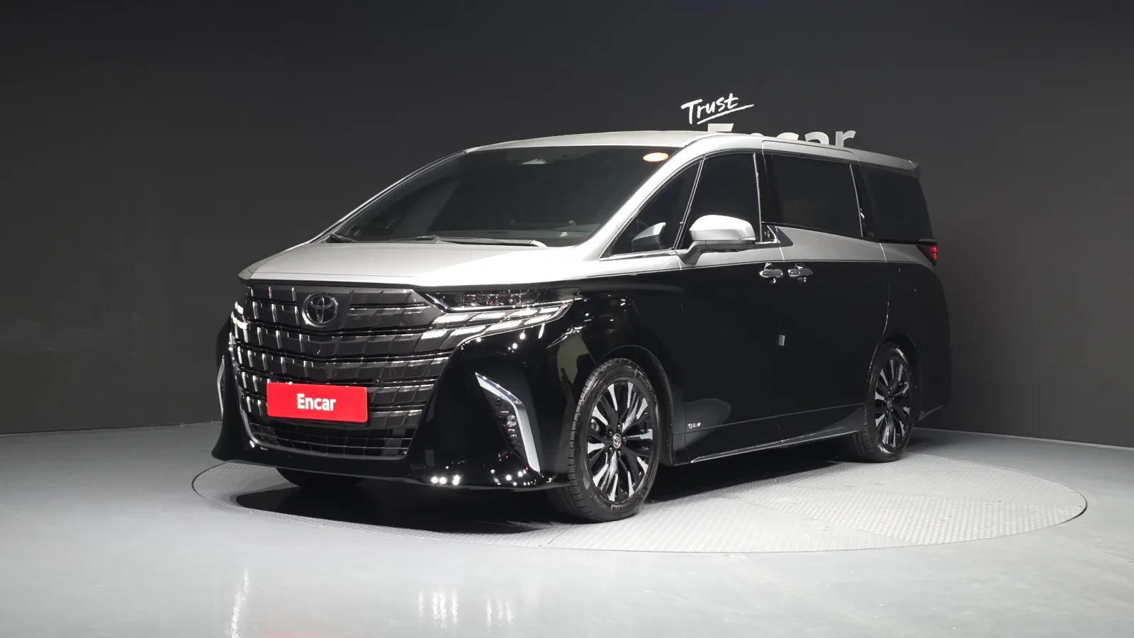 2025 Toyota Alphard