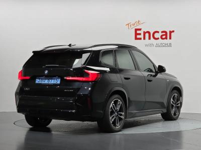 2023 BMW iX1