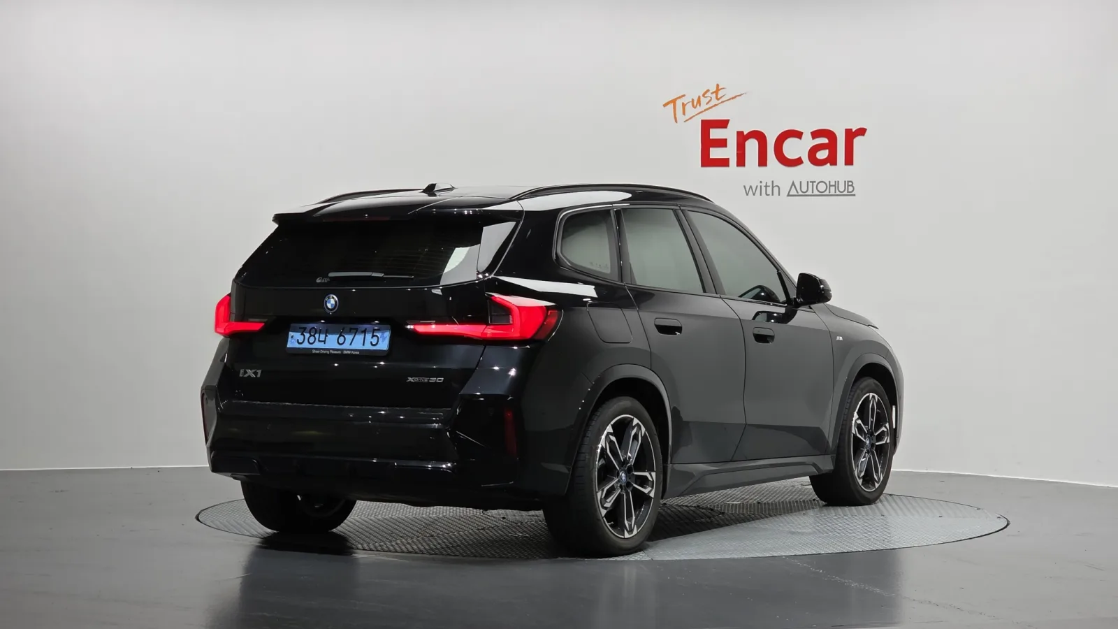 2023 BMW iX1