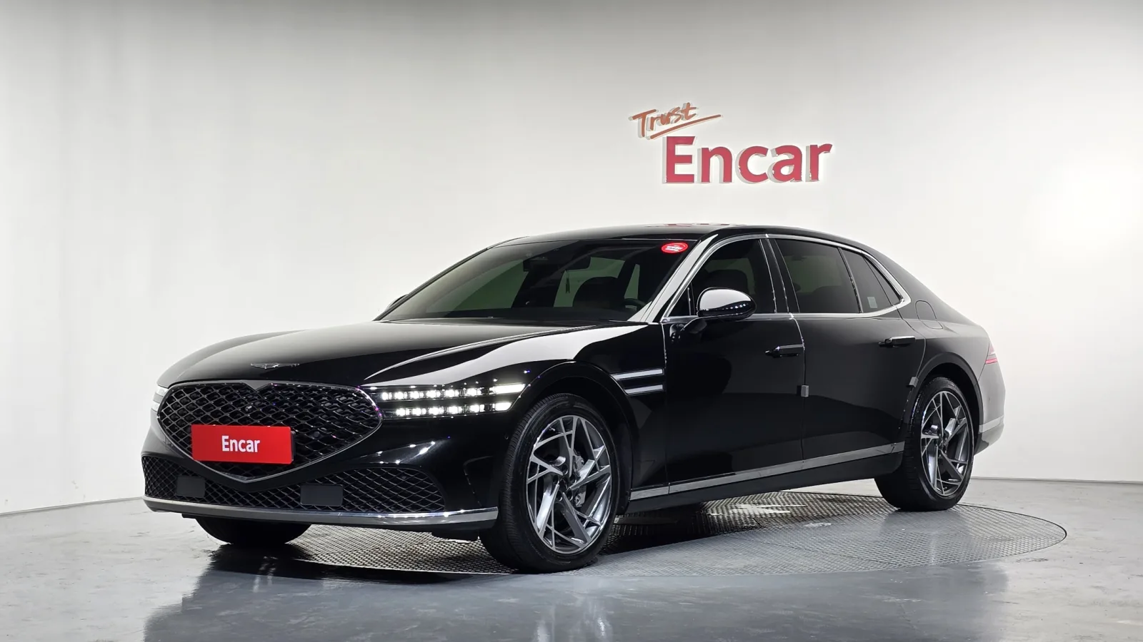 2022 Genesis G90