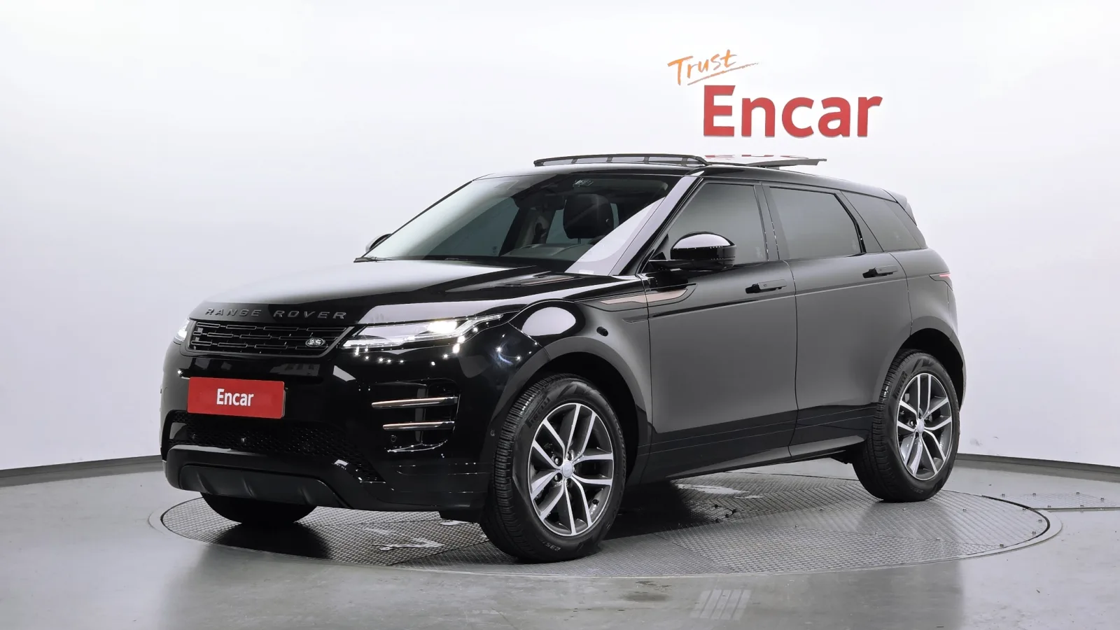 2025 Land Rover Range Rover Evoque