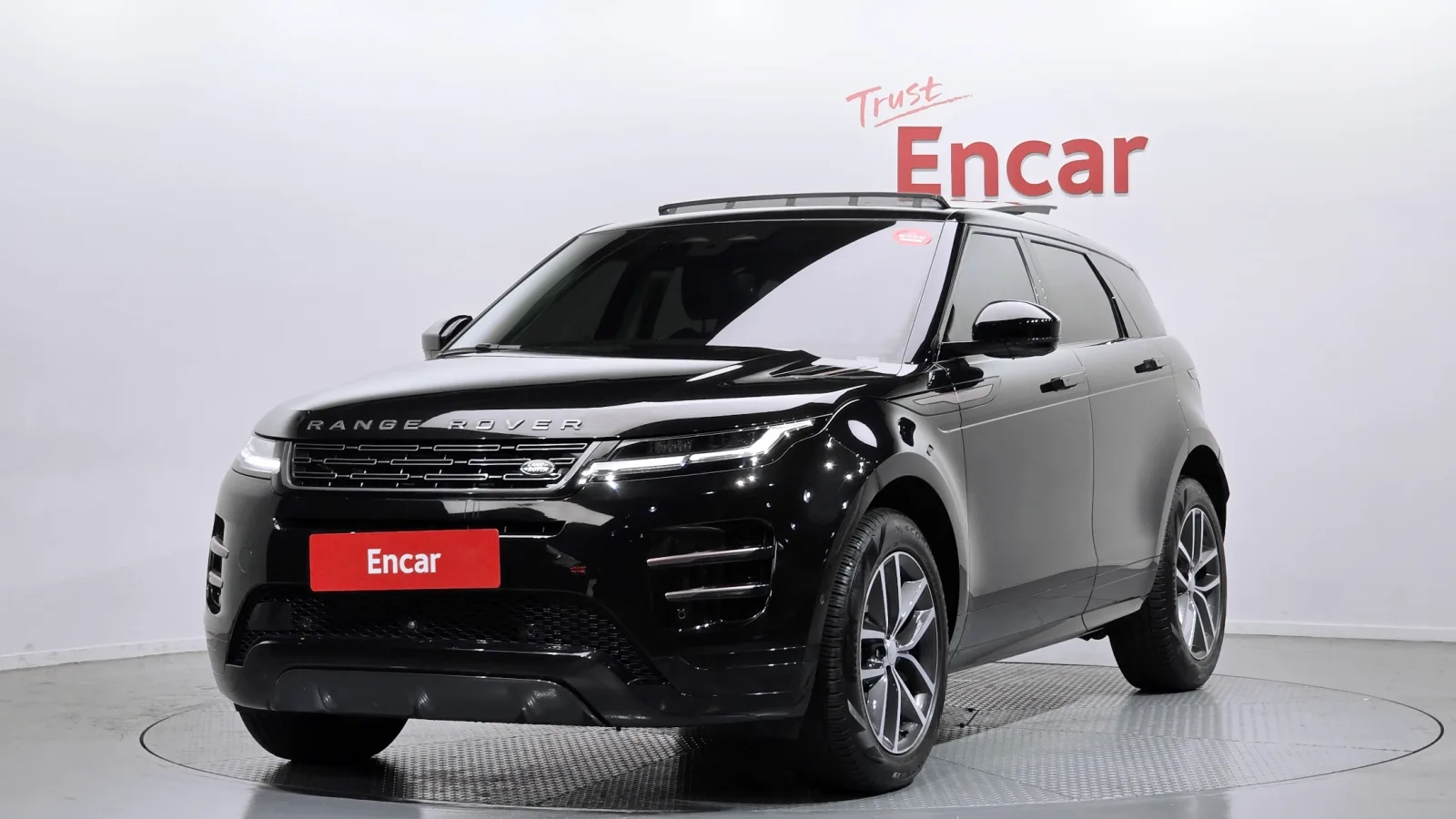 2025 Land Rover Range Rover Evoque