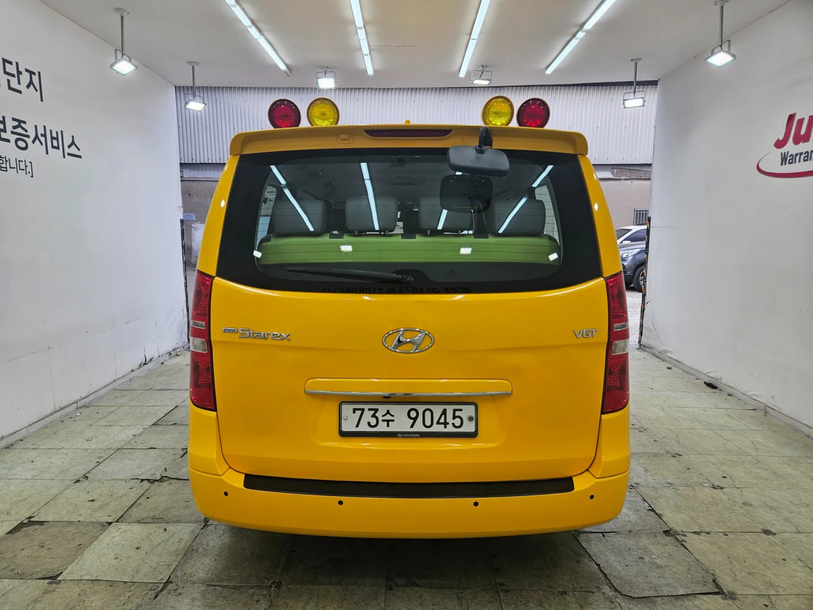 2019 Hyundai Starex