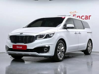 2015 Kia Carnival