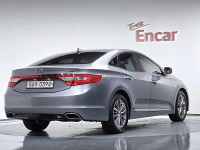2016 Hyundai Grandeur