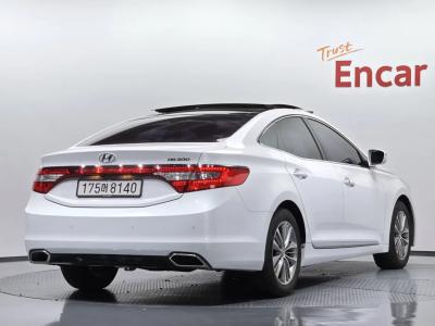2016 Hyundai Grandeur