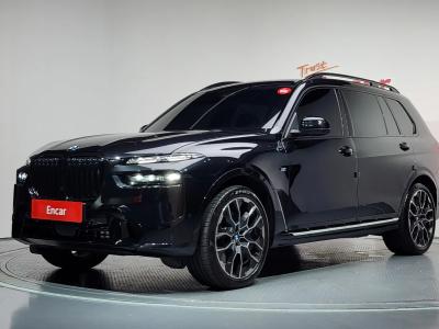 2025 BMW X7