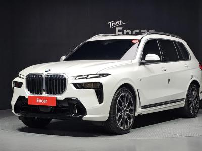 2025 BMW X7