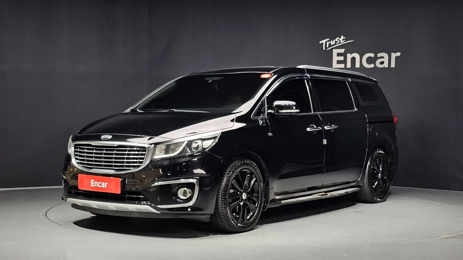 2016 Kia Carnival