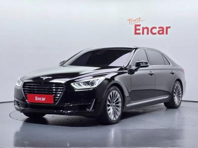 2017 Genesis EQ900