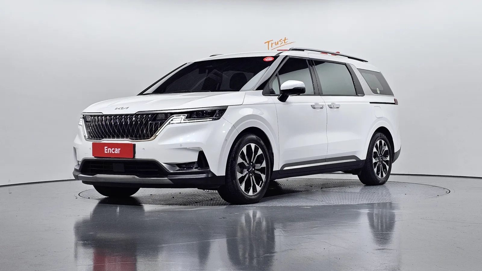2023 Kia Carnival
