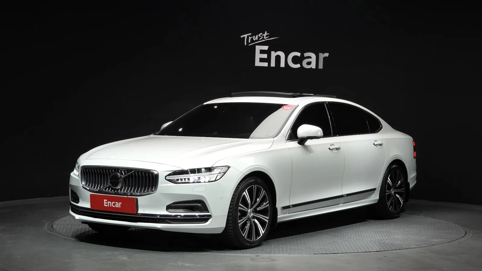 2021 Volvo S90