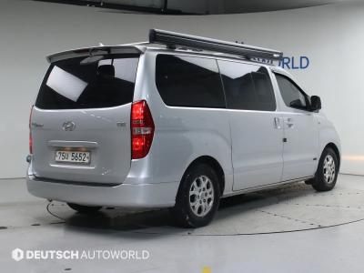 2008 Hyundai Starex