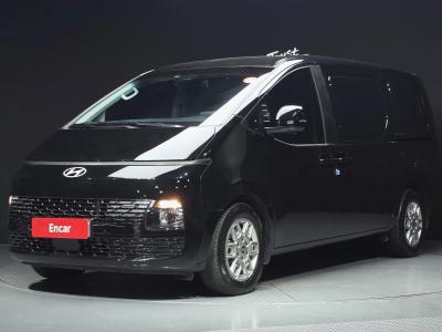 2025 Hyundai Staria