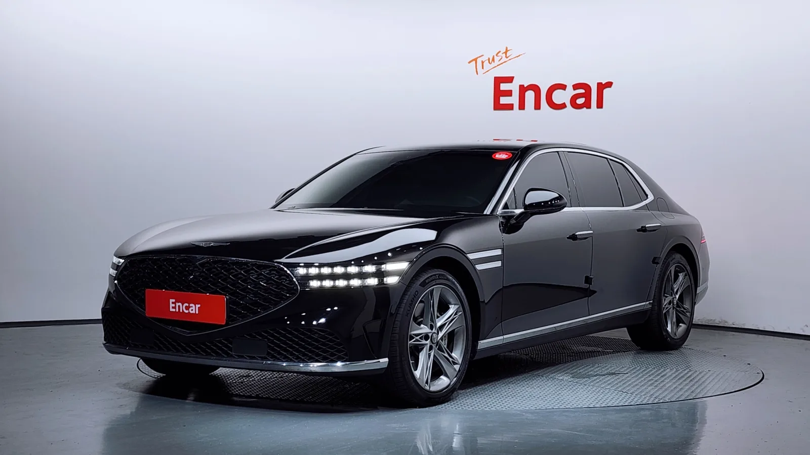 2022 Genesis G90