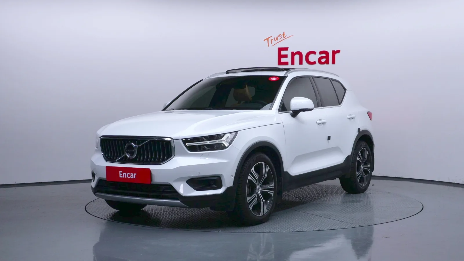 2021 Volvo XC40