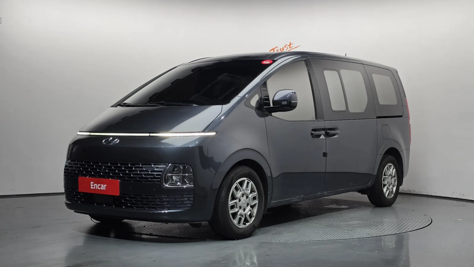 2024 Hyundai Staria