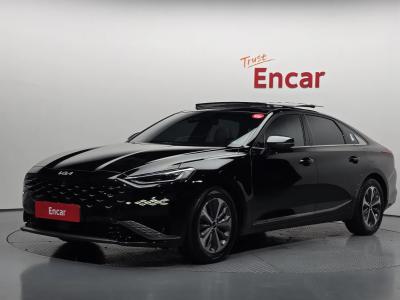 2022 Kia K8