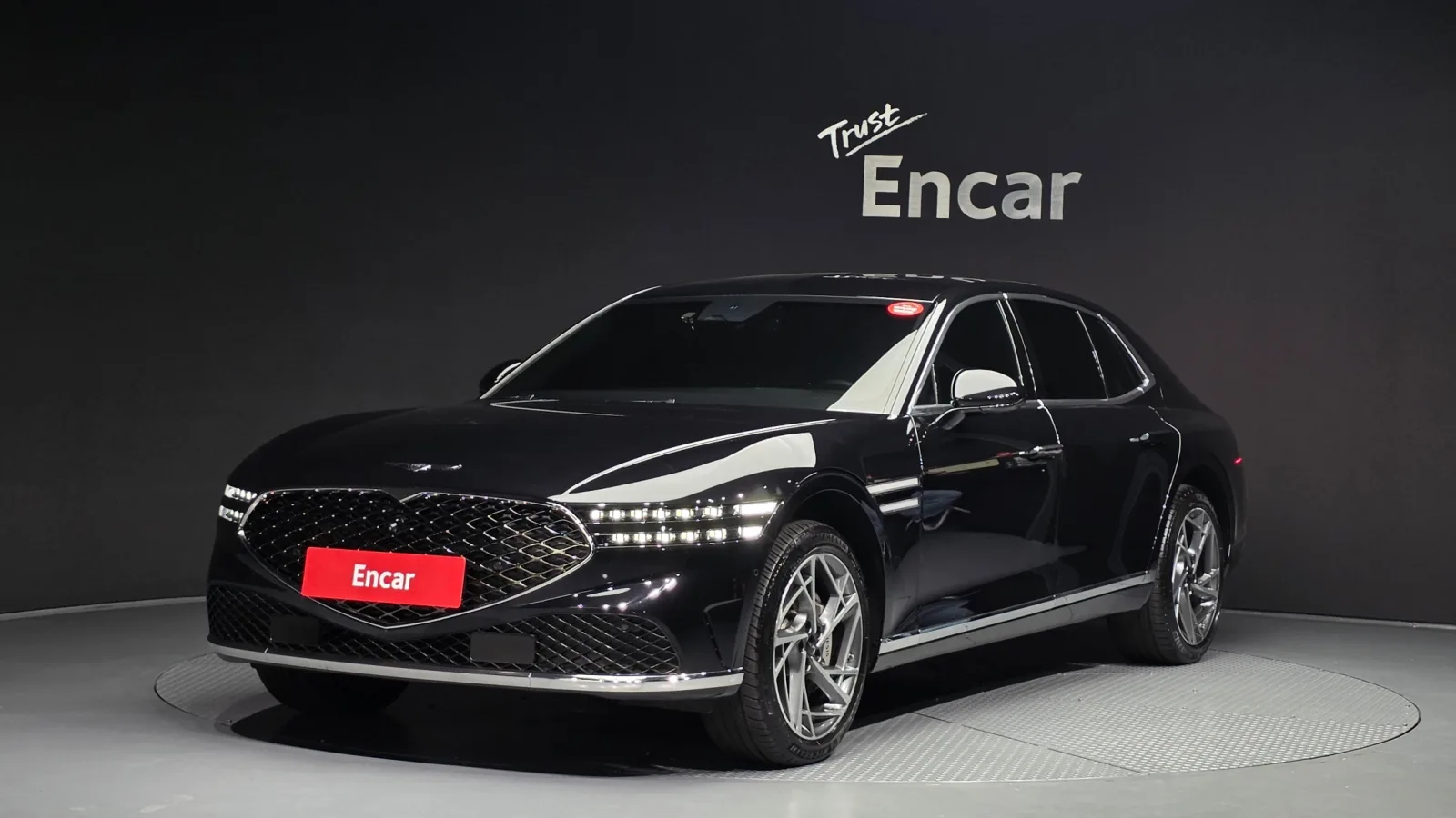 2023 Genesis G90