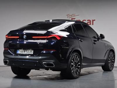 2025 BMW X6