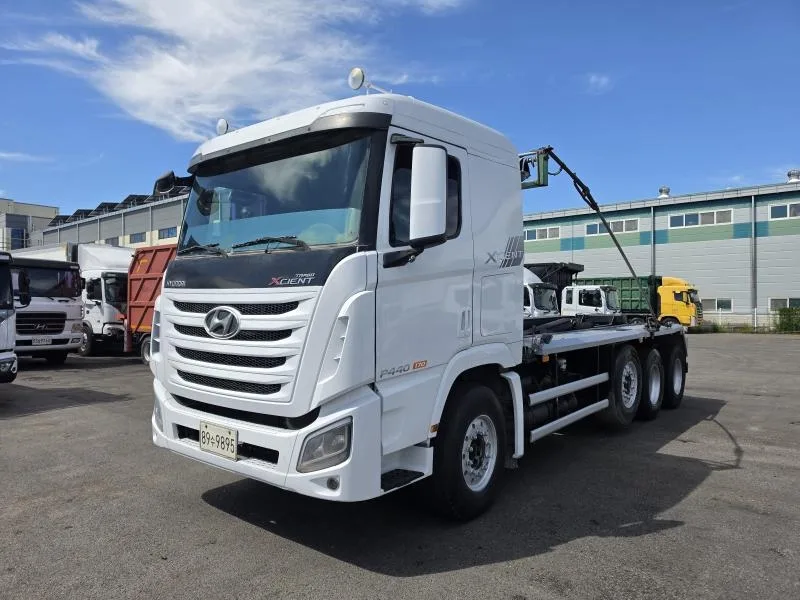 2014 Hyundai Xcient