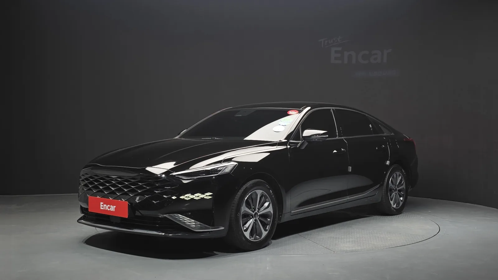 2023 Kia K8