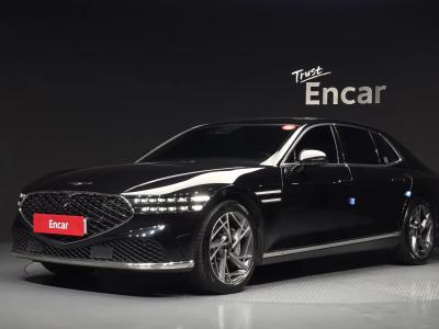 2022 Genesis G90