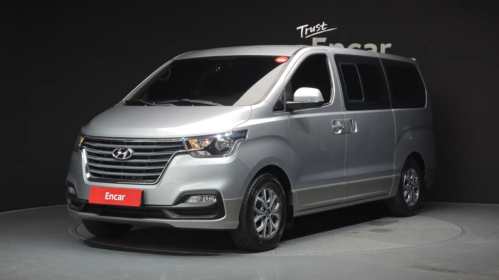 2019 Hyundai Starex