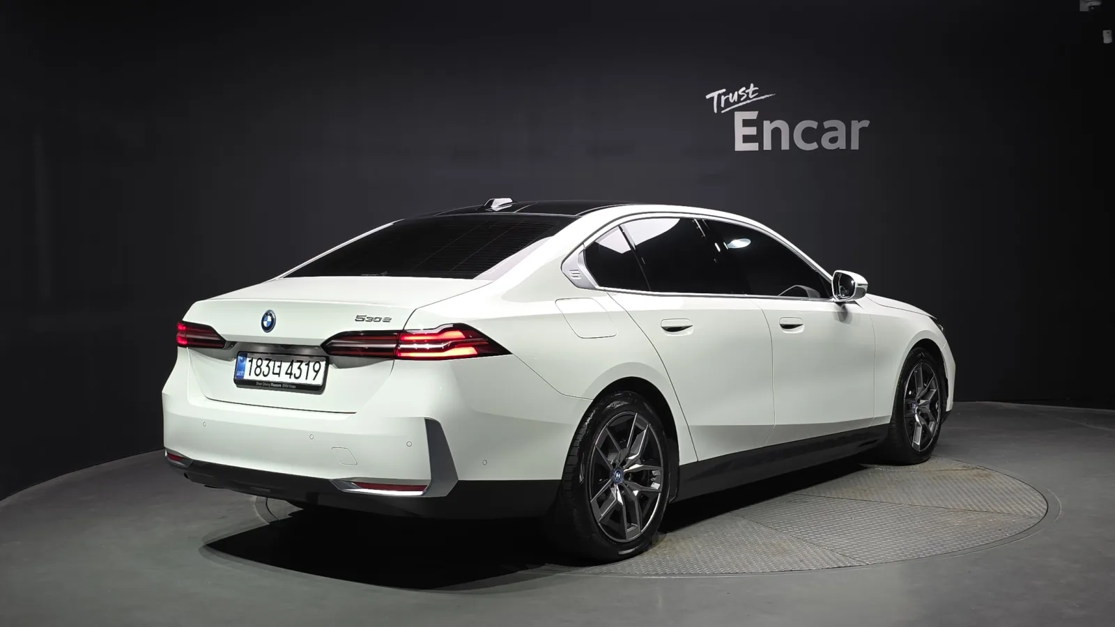 2025 BMW 5-Series