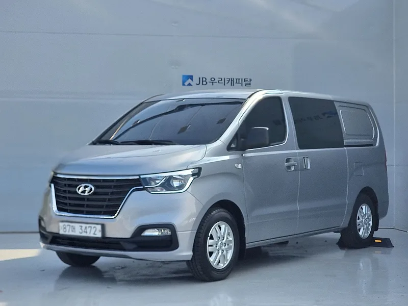 2021 Hyundai Starex