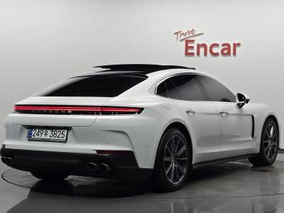 2024 Porsche Panamera