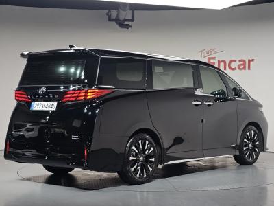 2025 Toyota Alphard