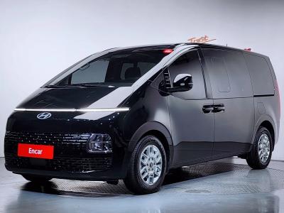 2025 Hyundai Staria