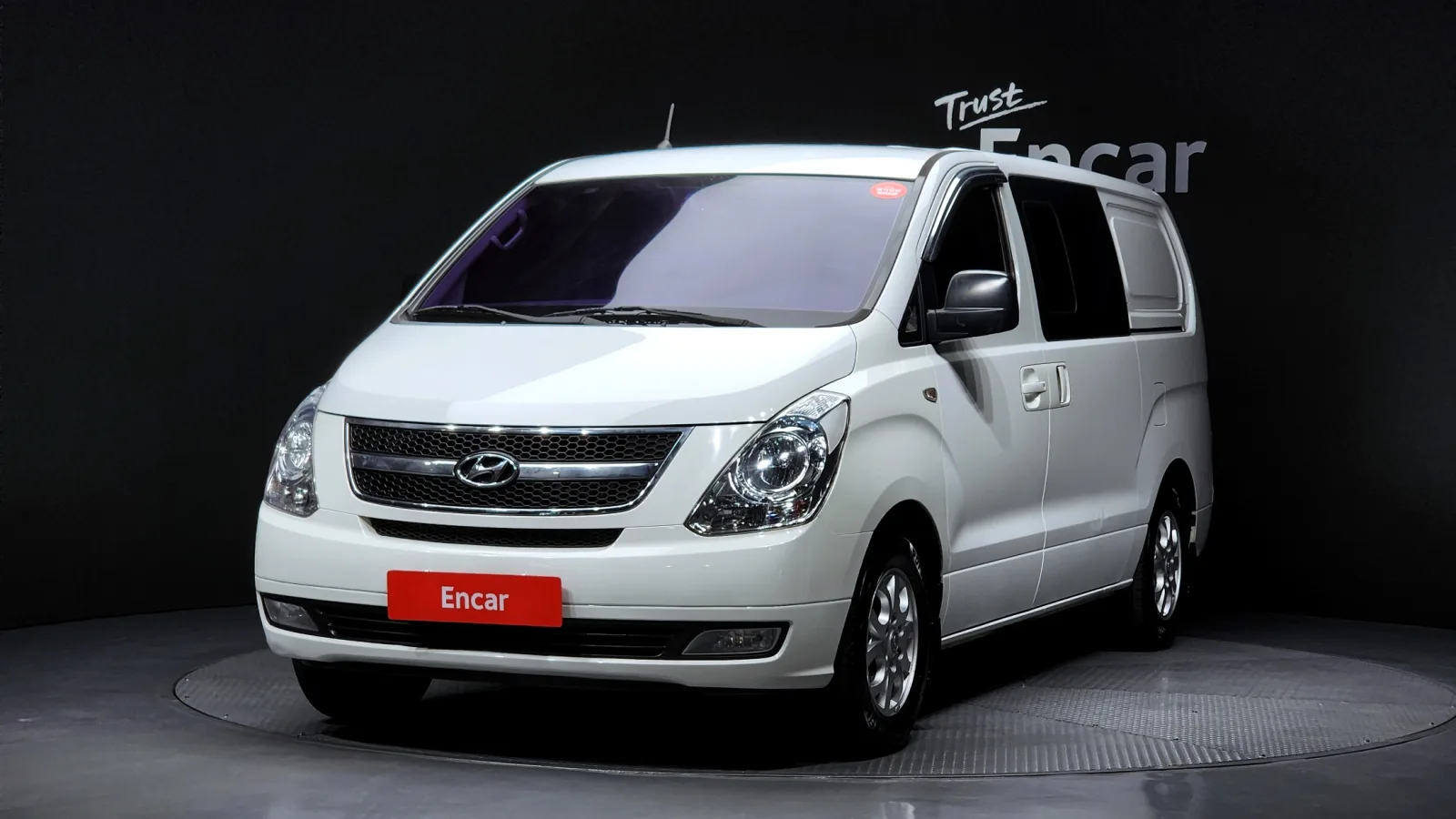 2013 Hyundai Starex
