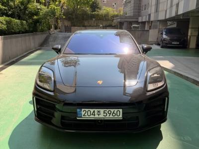 2025 Porsche Panamera