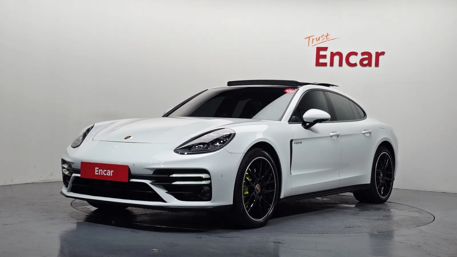 2021 Porsche Panamera