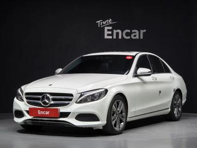 2018 Mercedes-Benz C-Class