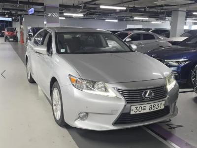 2013 Lexus ES