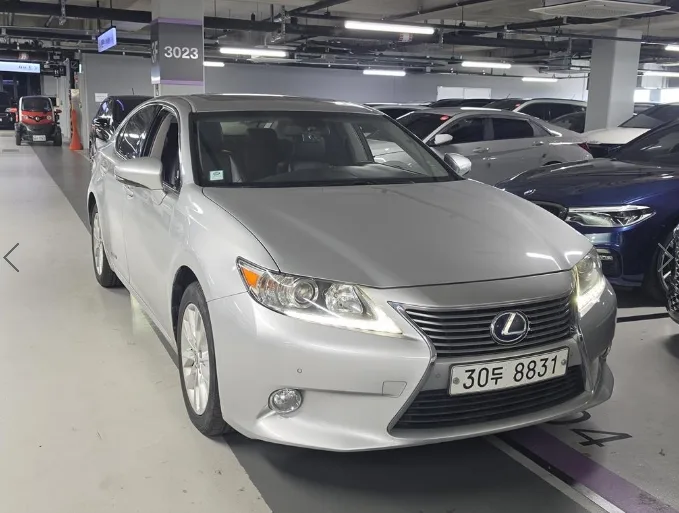 2013 Lexus ES