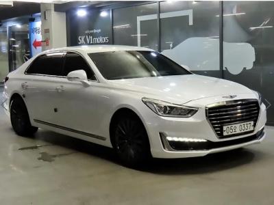 2016 Genesis EQ900