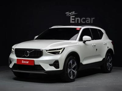 2024 Volvo XC40