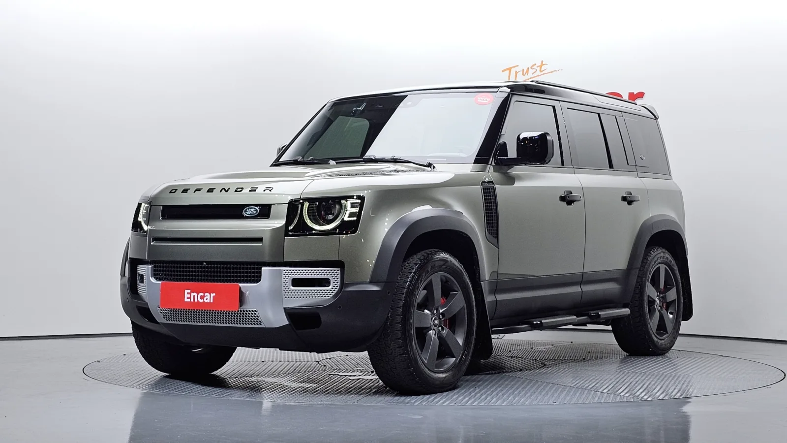 2023 Land Rover Defender
