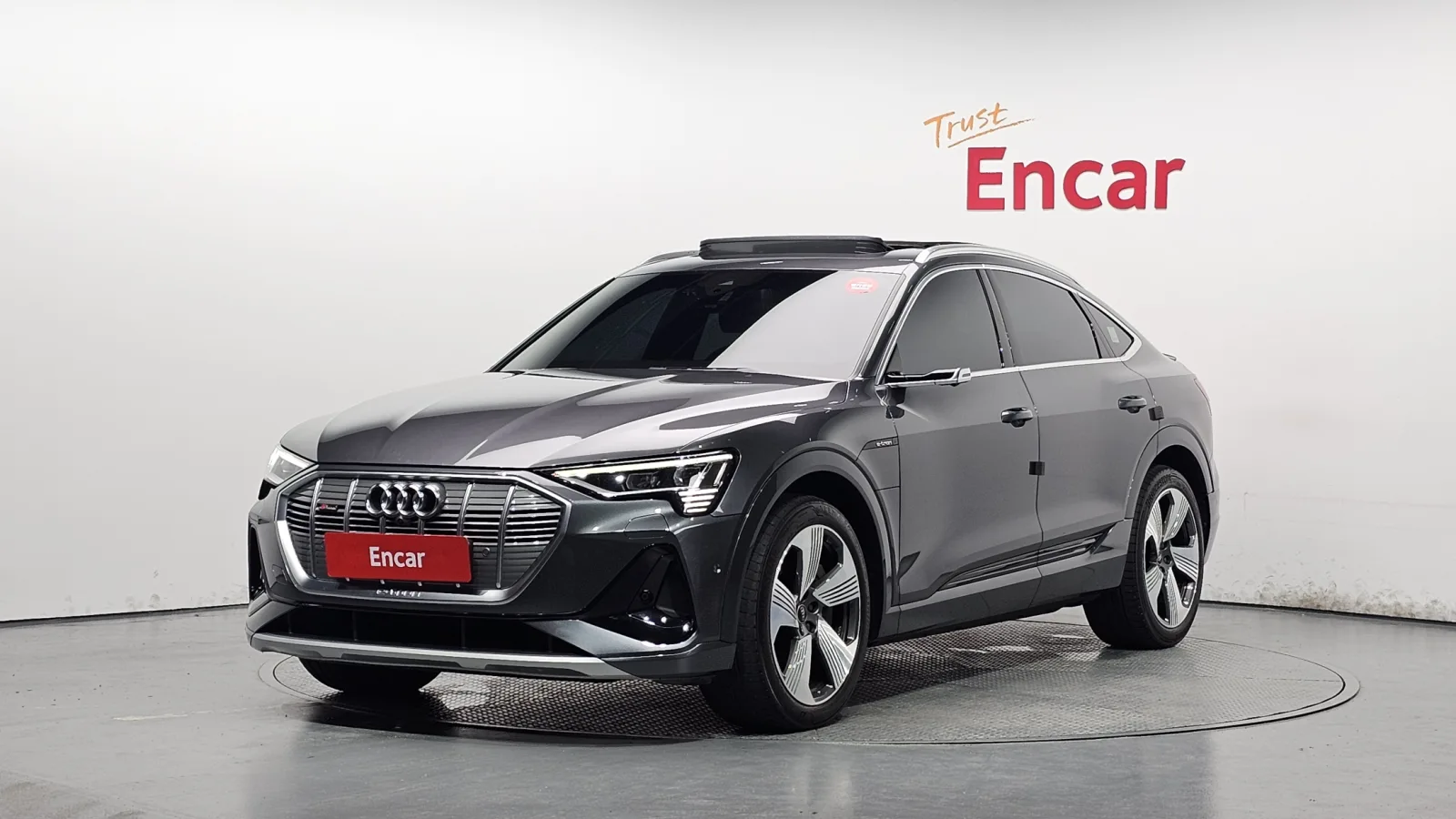 2022 Audi e-tron