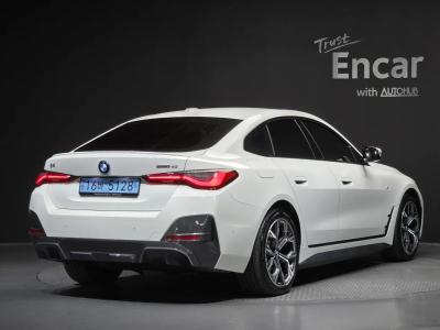 2023 BMW i4