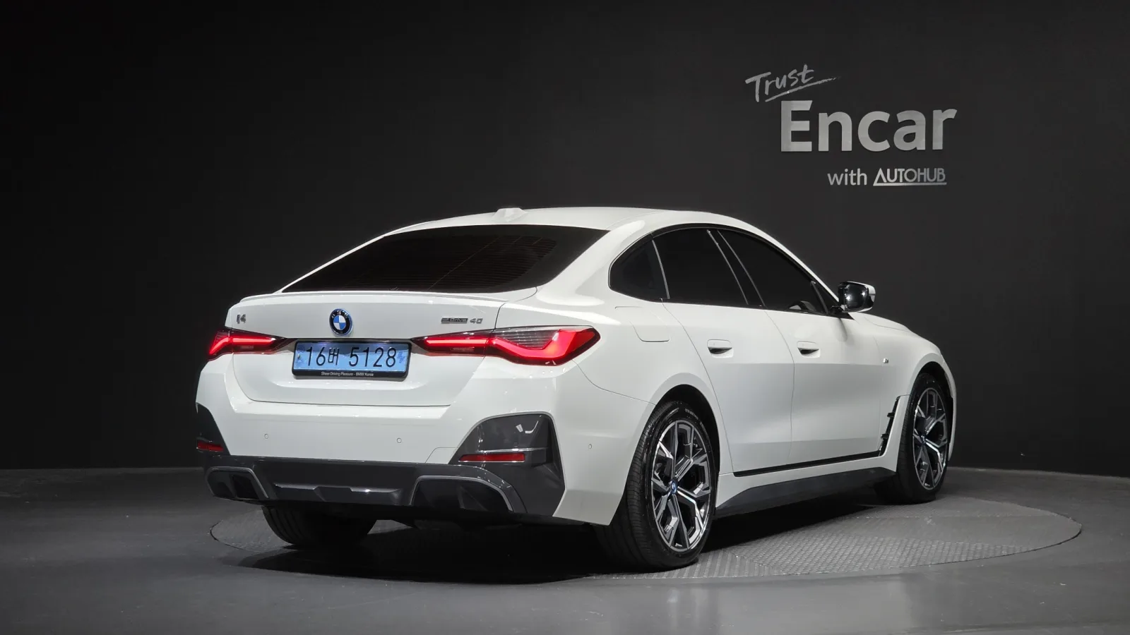 2023 BMW i4