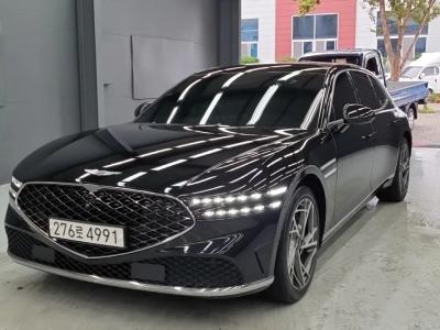 2022 Genesis G90