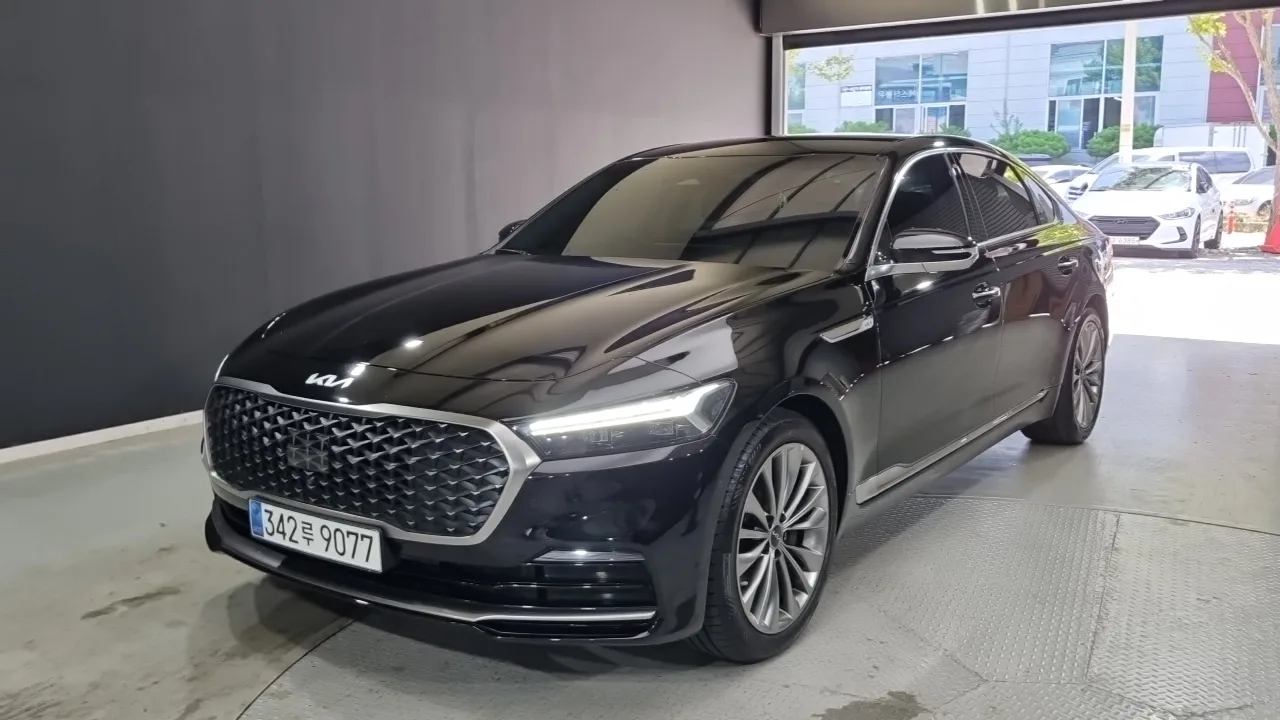 2022 Kia K9