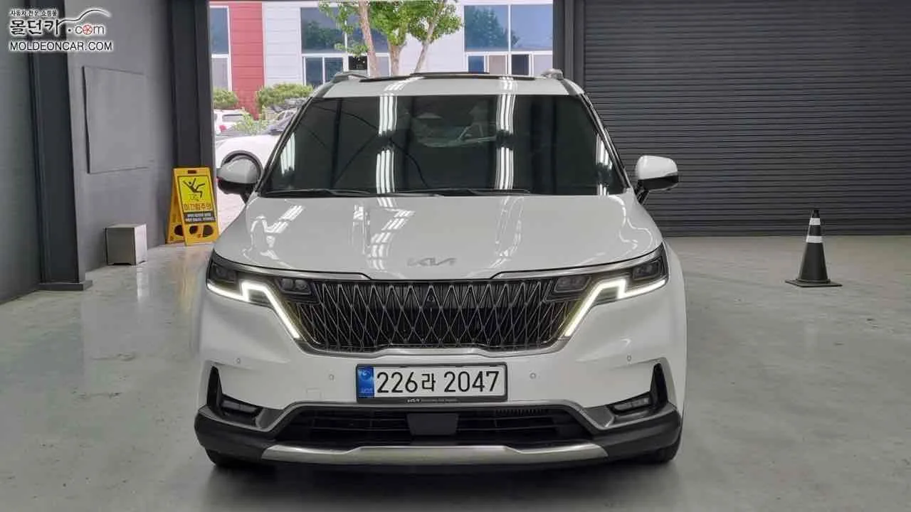 2023 Kia Carnival