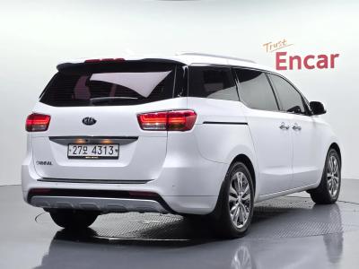 2018 Kia Carnival