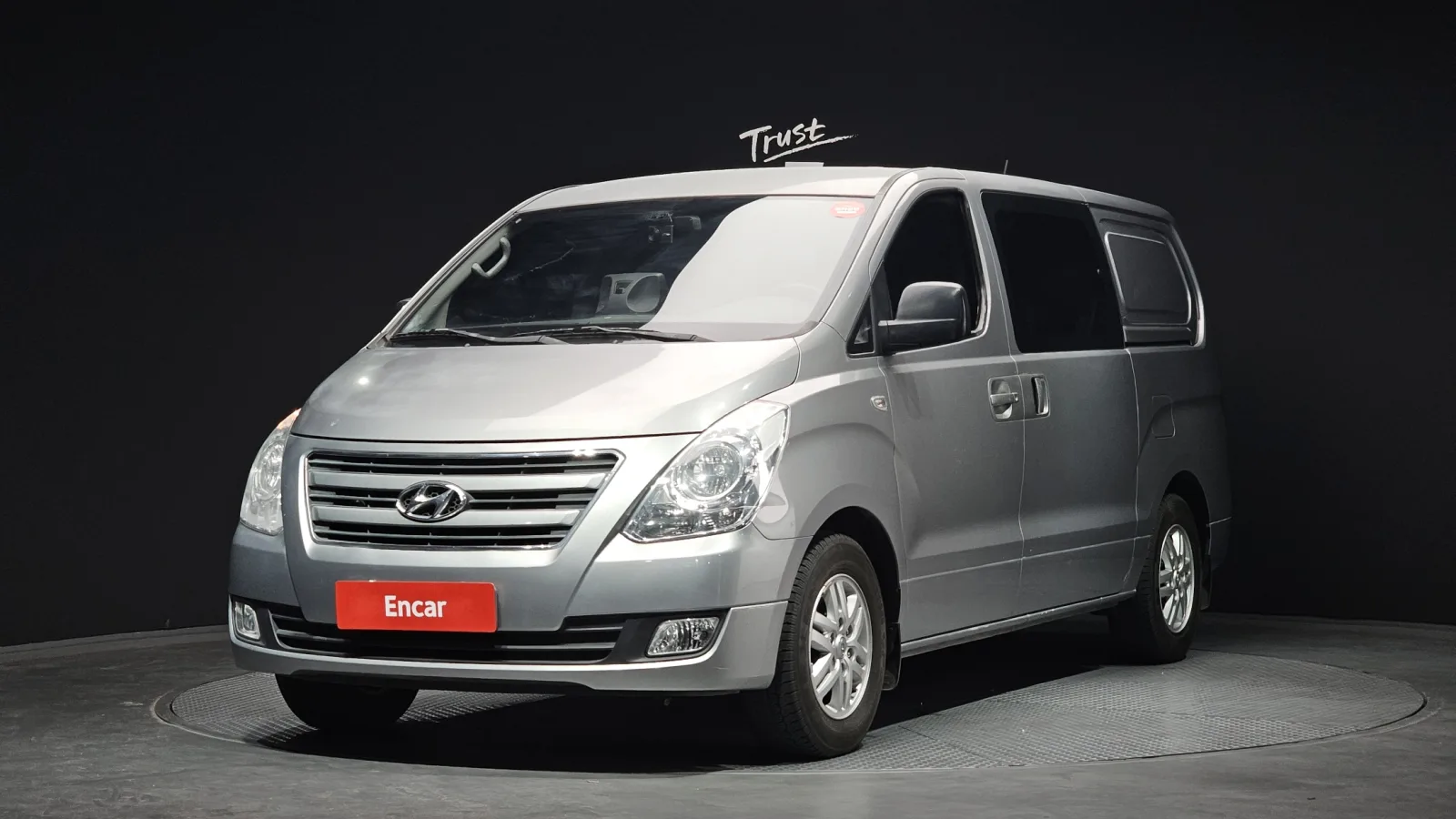 2016 Hyundai Starex